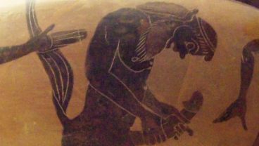 自慰行為に耽る半人半獣の牧神サテュロス　Photo: Wikimedia Commons